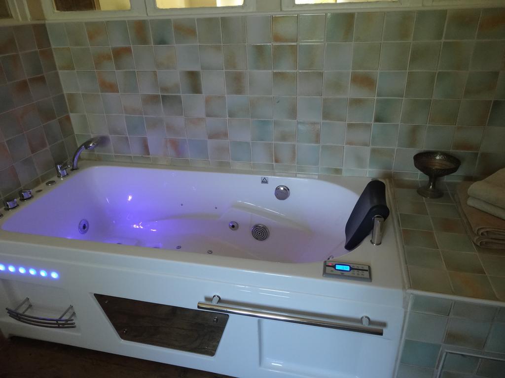 La Bromontoise Chambres D'Hotes Pontgibaud Ngoại thất bức ảnh